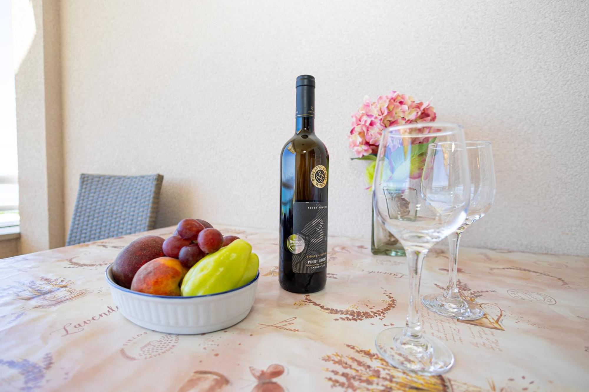 Marin Apartments Подстрана Екстер'єр фото
